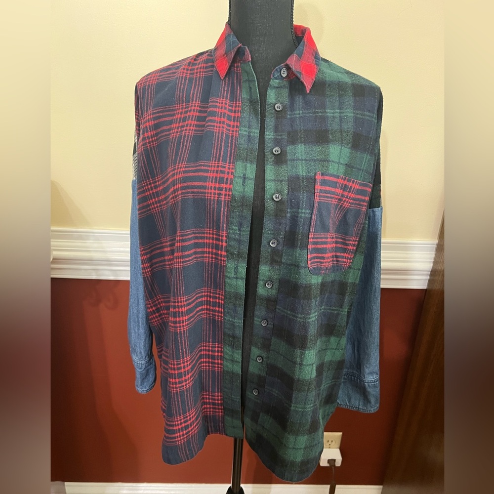Free People Rainbow Rays Flannel Button Down.
Size XS